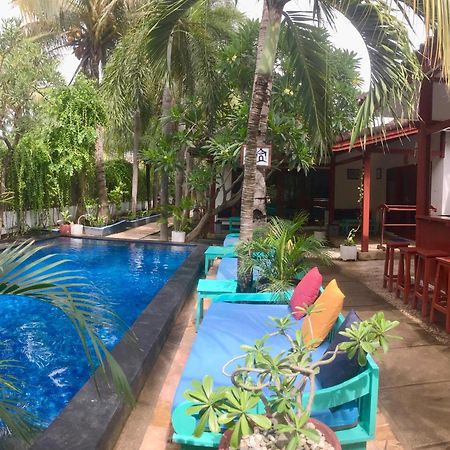 Aaliku Bungalows Gili Trawangan Exterior photo