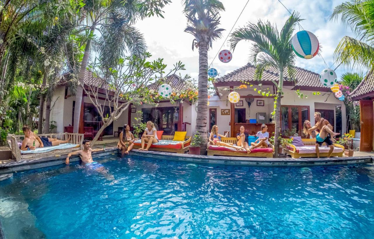 Aaliku Bungalows Gili Trawangan Exterior photo